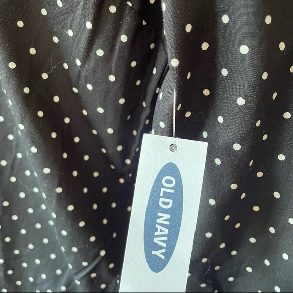 NEW WITH TAGS Old Navy black white polka dot long sleeved blouse collared shirt - Picture 7 of 8